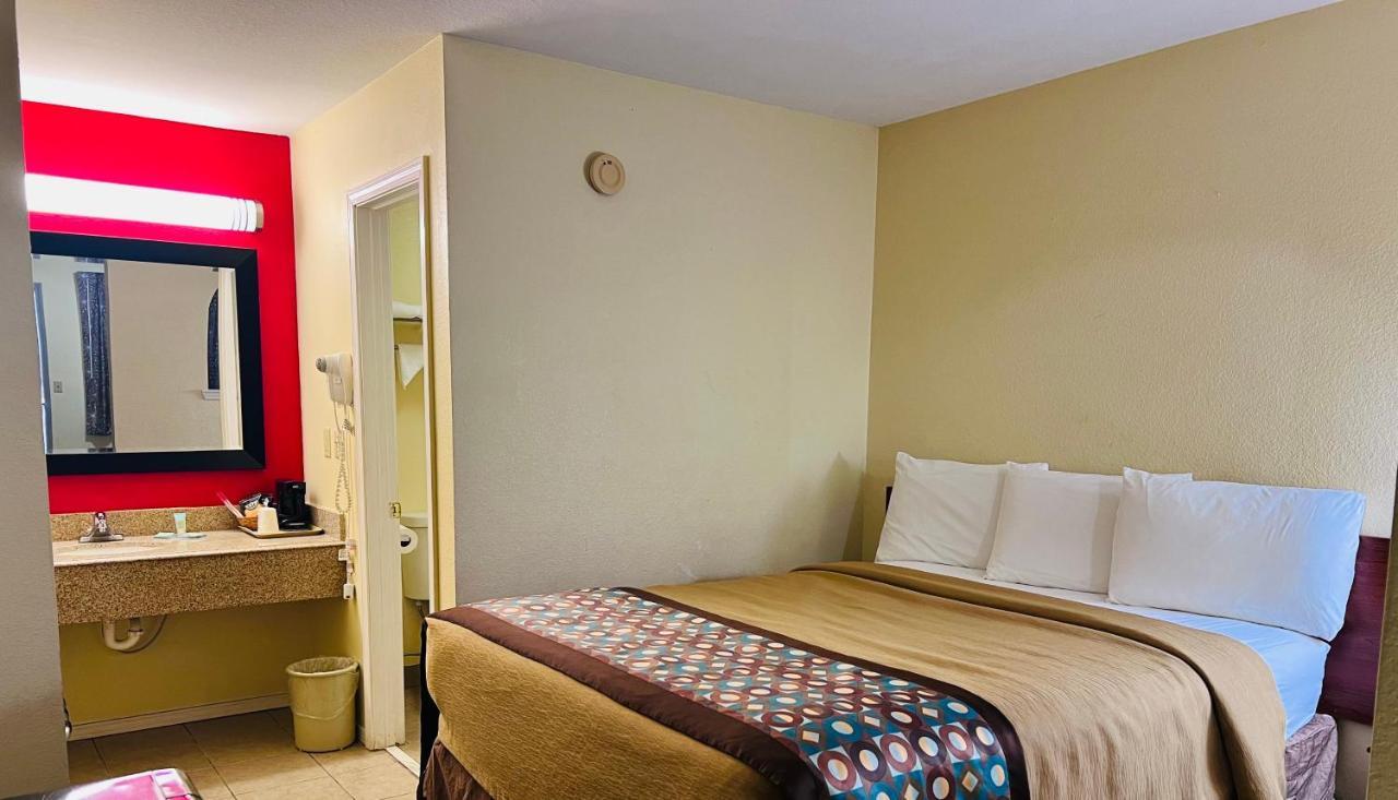 Suite 16 Motel Gore Buitenkant foto